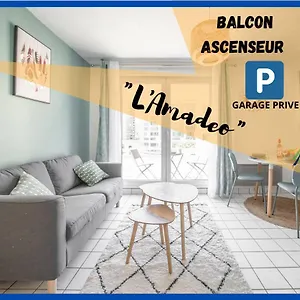 #l'amadeo#parking Privee/balcon/lumineux/qrt Calme Clermont-Ferrand
