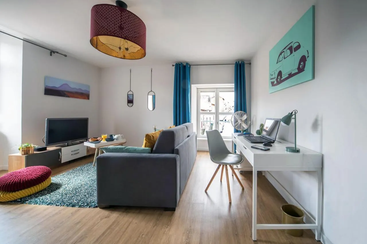 #Le Cocon Des Volcans#Parking Prive/Montferrand Клермон-Ферран 0*,